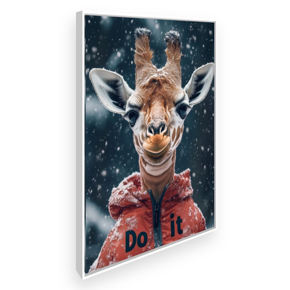 Toile Girafe enneigée comique – toile cadre blanc (slide 2)