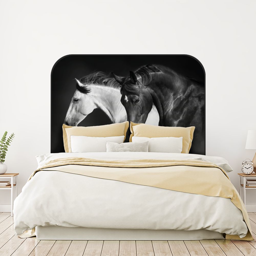 Tête de lit chevaux – noir et blanc – 180 × 95 cm