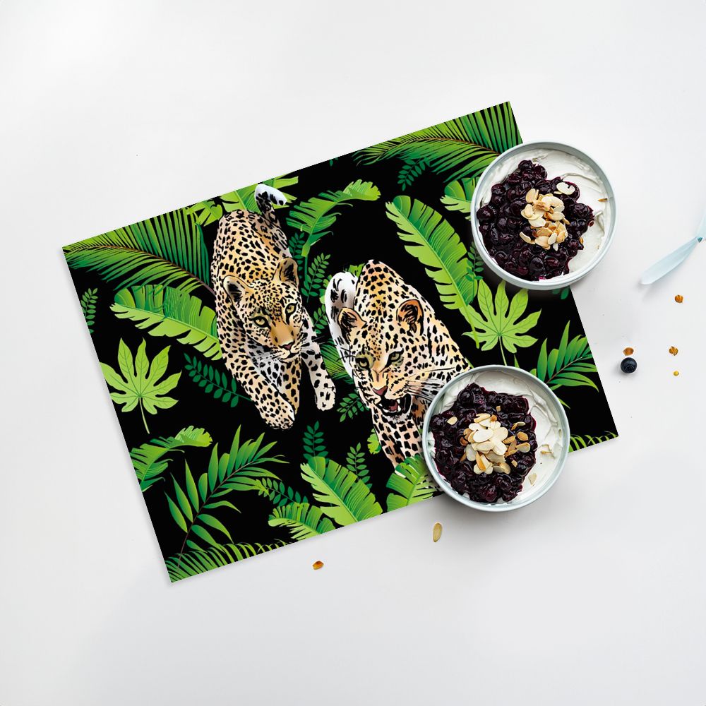 Lot de 4 sets de table en vinyle / Léopards et feuilles tropicales