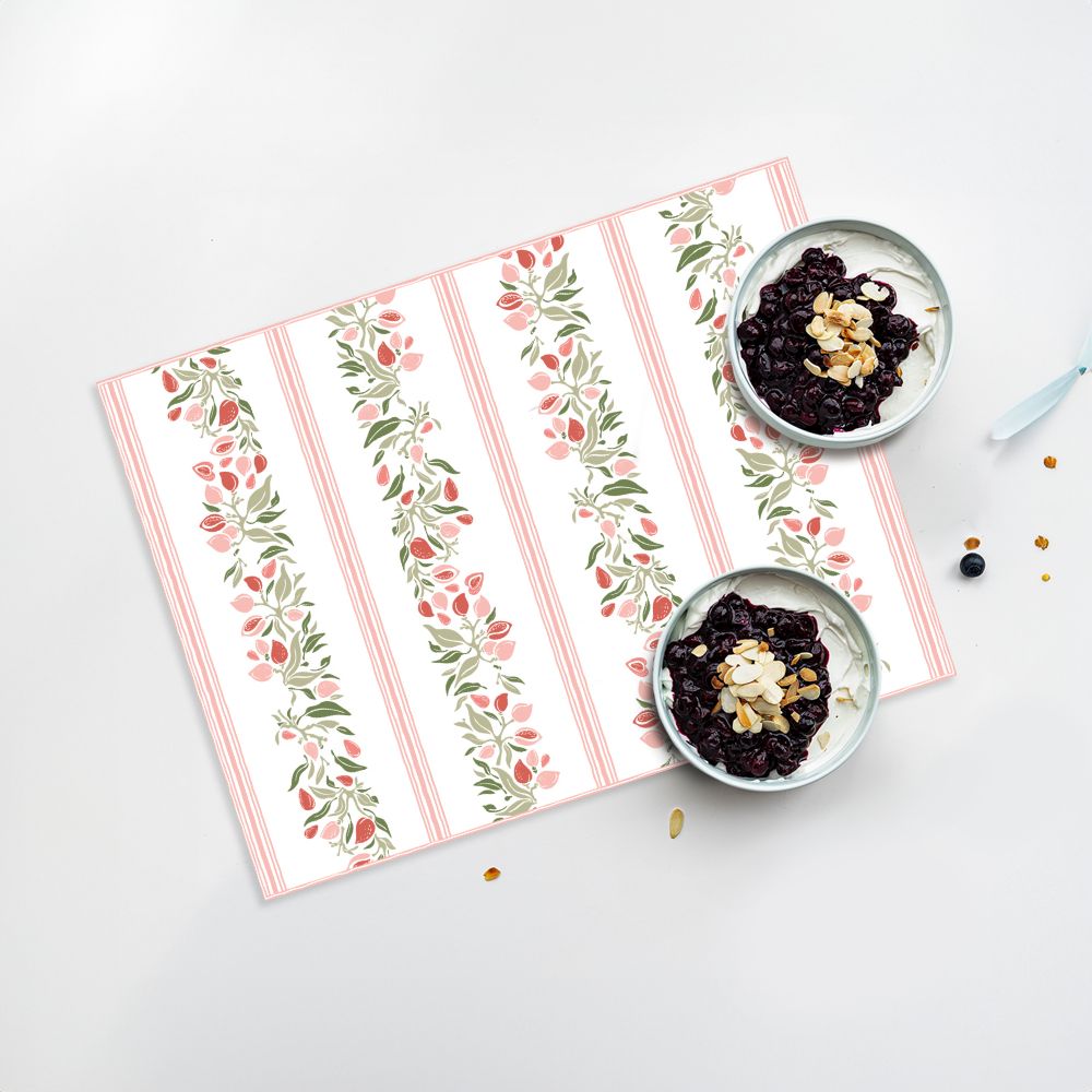 Lot de 4 sets de table en vinyle / Motif floral avec fruits et feuilles